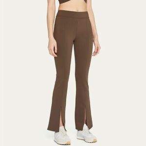 ALO Airbrush 7/8 High Waist Flutter Legging